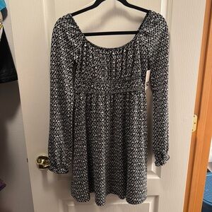 Black And White Long Sleeve Skater Dress for Sale up to 90% Off: Poshmark